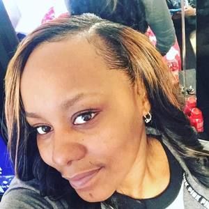 Meet your Posher, Myra